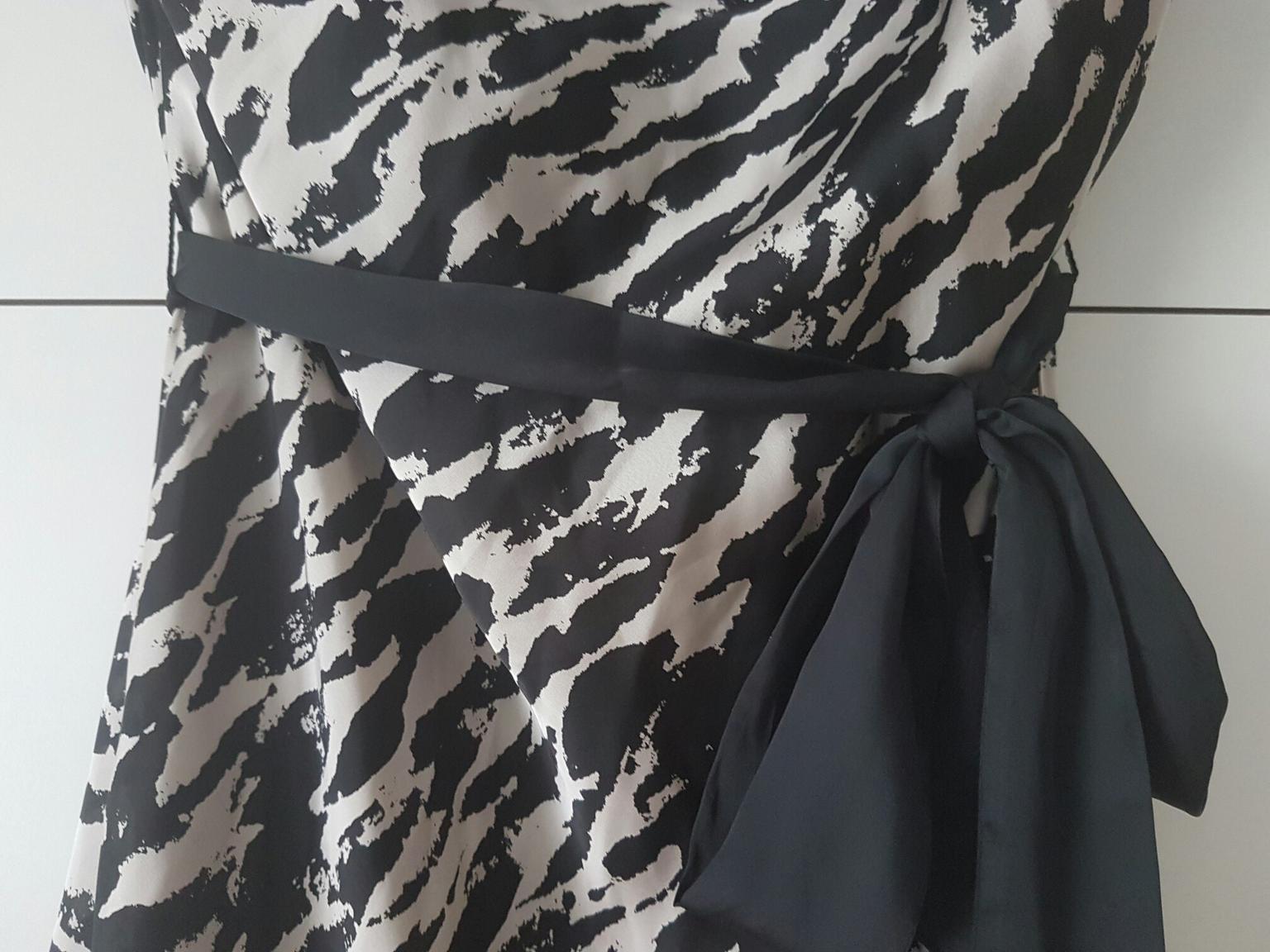 H M Kleid Gr 36 Animal Print In 45257 Essen For 4 00 For Sale Shpock
