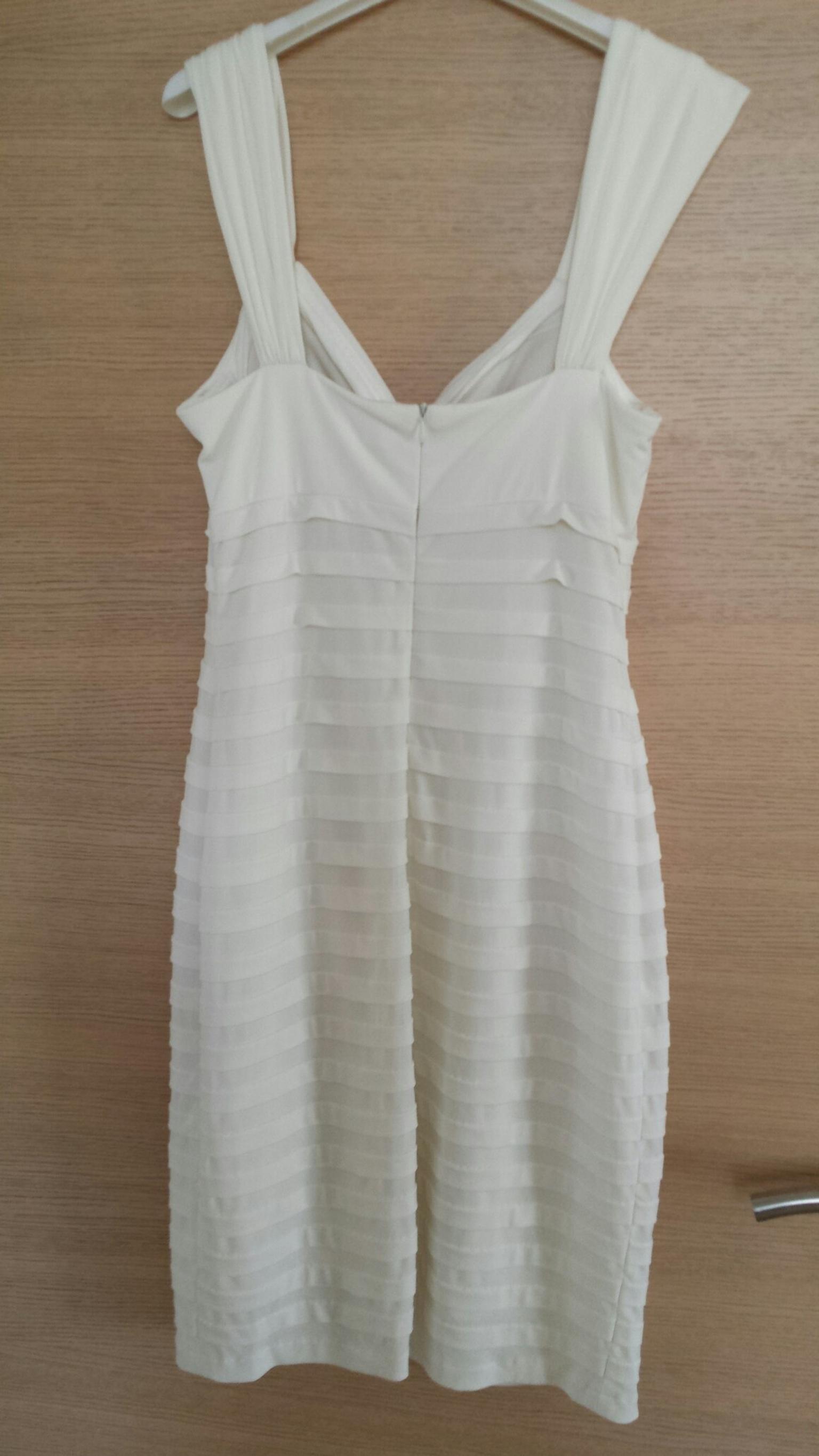 Kleid Gr 38 In 4311 Schwertberg Fur 35 00 Zum Verkauf Shpock De