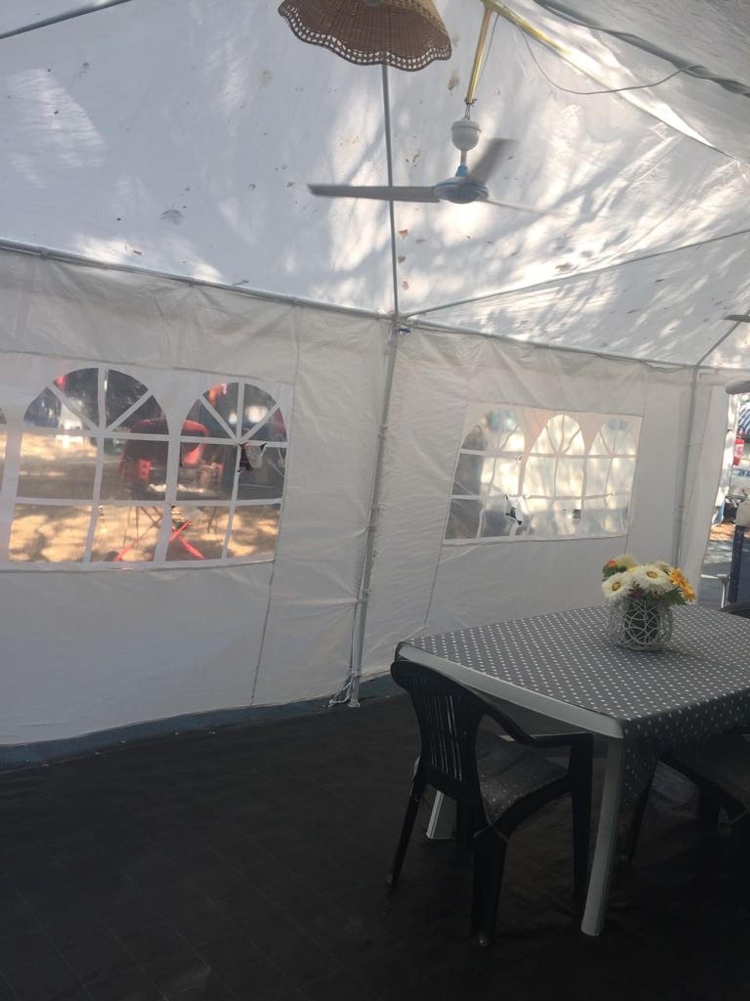 Pubblica subito il tuo annuncio gratis!. Gazebo In 76121 Barletta Fur 150 00 Zum Verkauf Shpock At