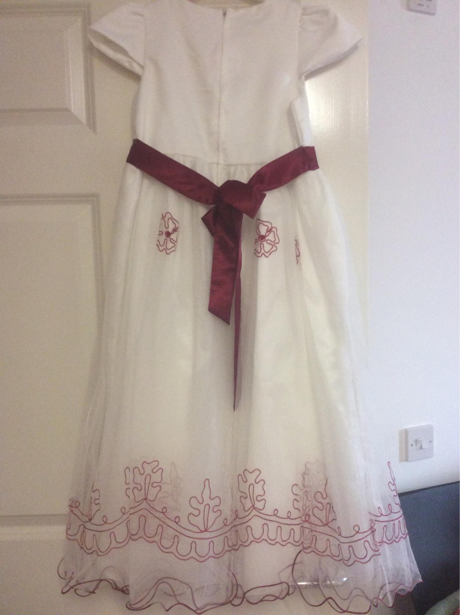 Reduced Girls Beautiful Dress In Po4 Milton For 10 00 For Sale Shpock
