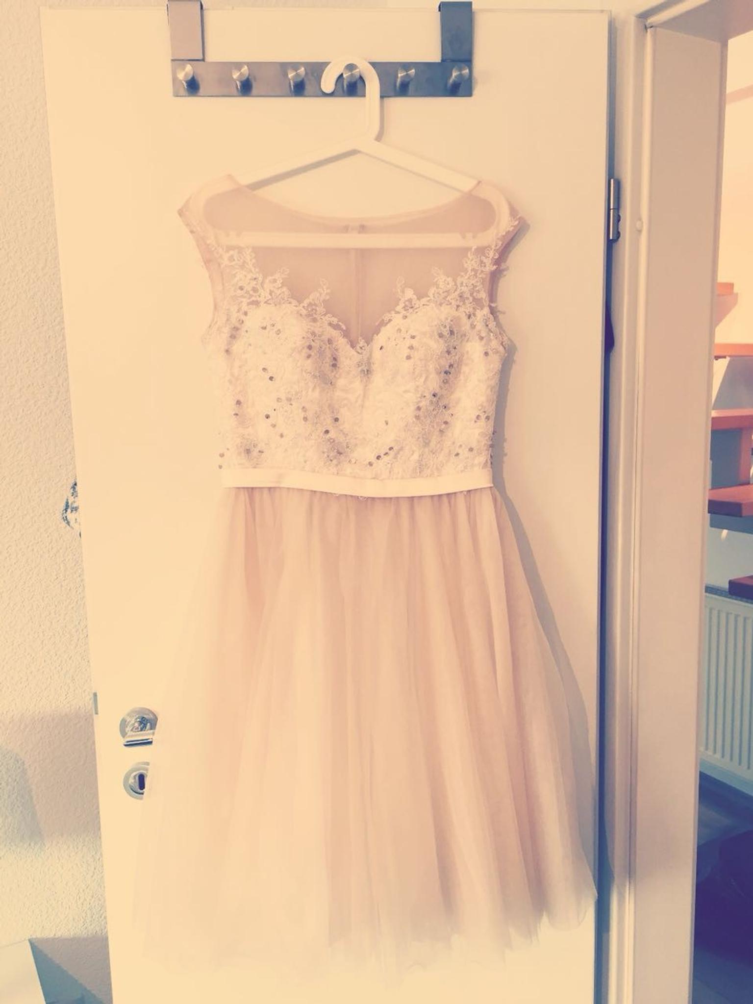 Kleid Fur Abiball Oder Hochzeit Creme In 50825 Koln For 100 00 For Sale Shpock