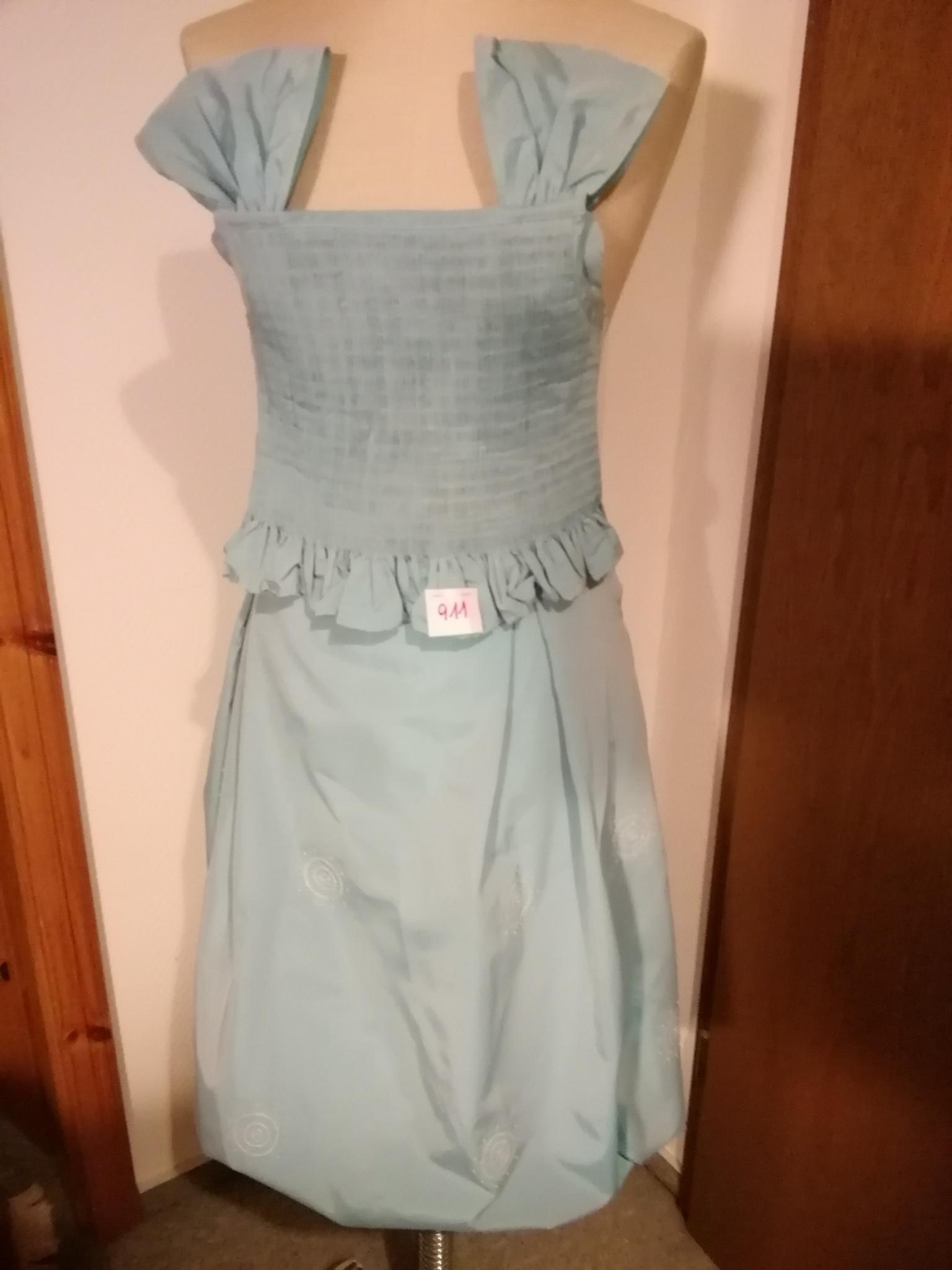 Madchen Blumen Kleider Hochzeit 6 11 J Neu In 49134 Wallenhorst Fur 60 00 Zum Verkauf Shpock At