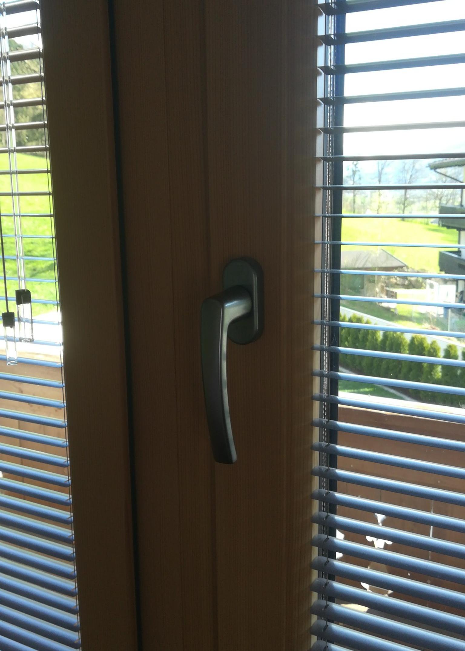 Turen Fenster Hm Kuchenwerkstatt Bernhard Haas Josef Moser Kuche Kundl Tirol Aktuell Im Web