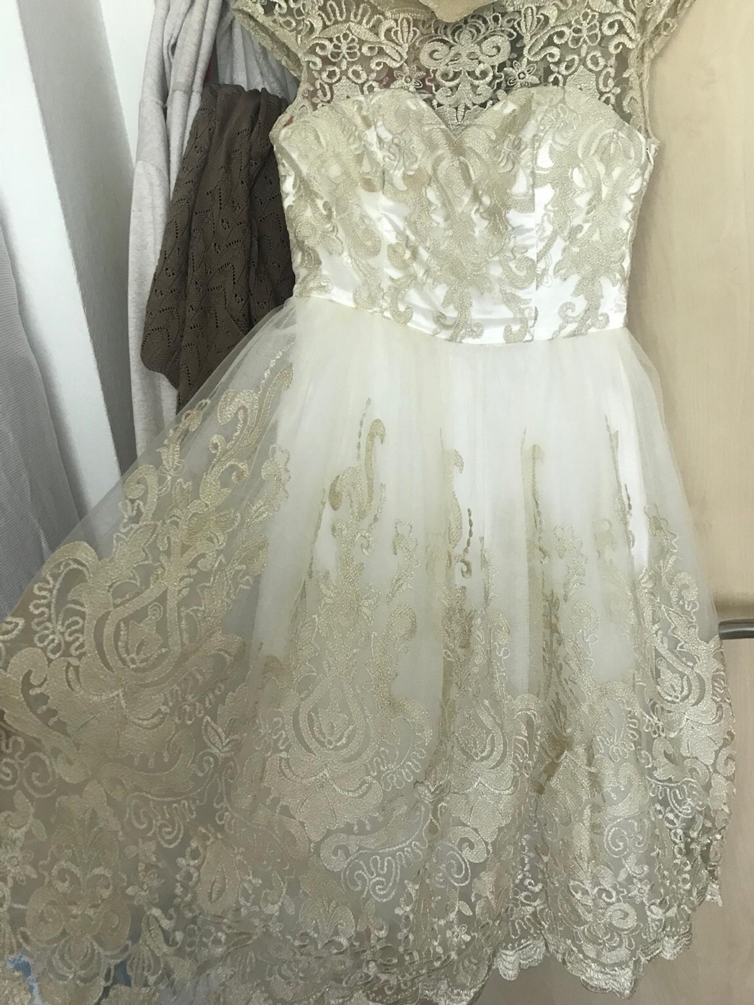 Kleid Chi Chi London In 5020 Salzburg Fur 45 00 Zum Verkauf Shpock At