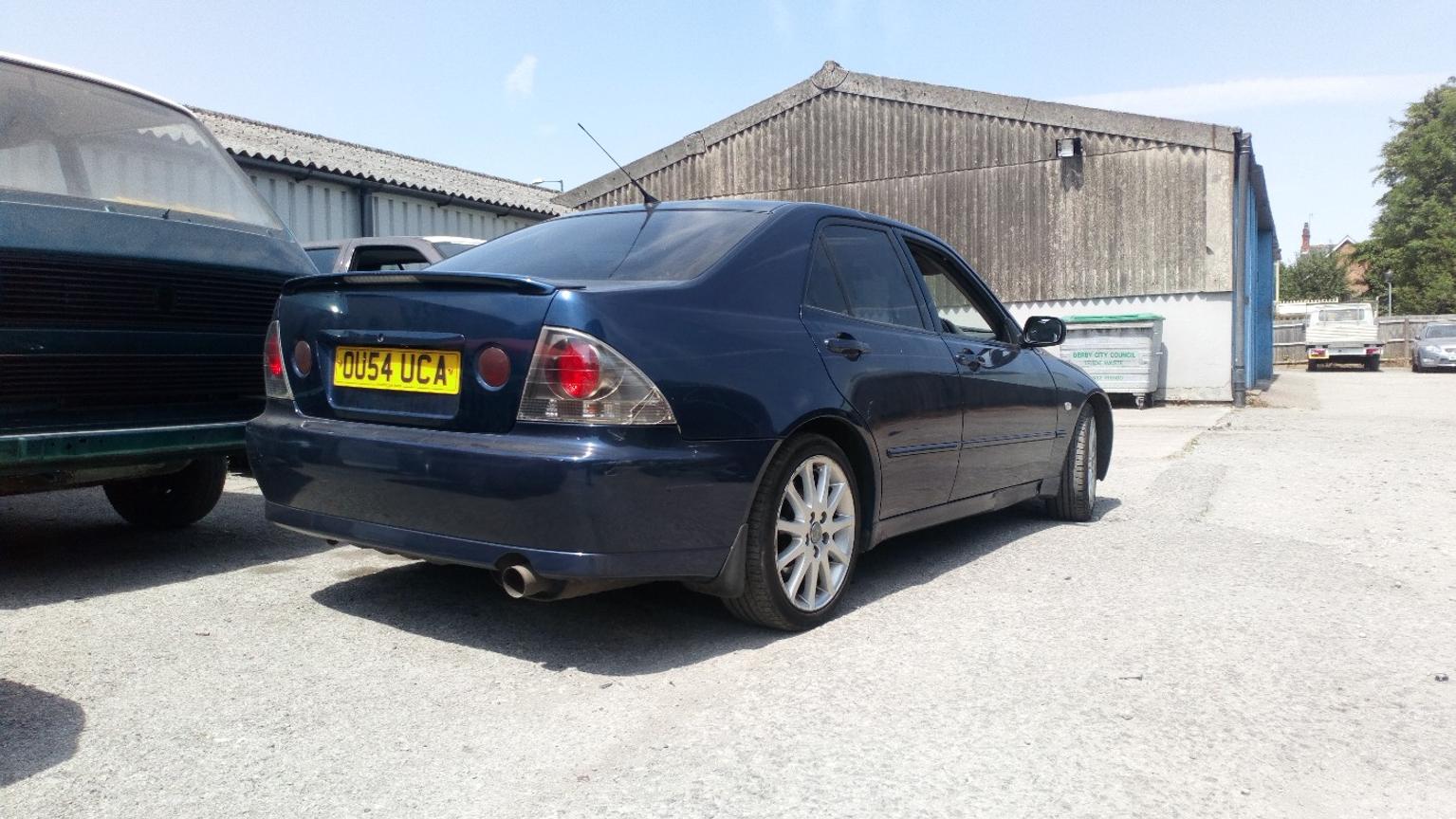 Lexus Is200 In De21 Derby Fur 1 200 00 Zum Verkauf Shpock De