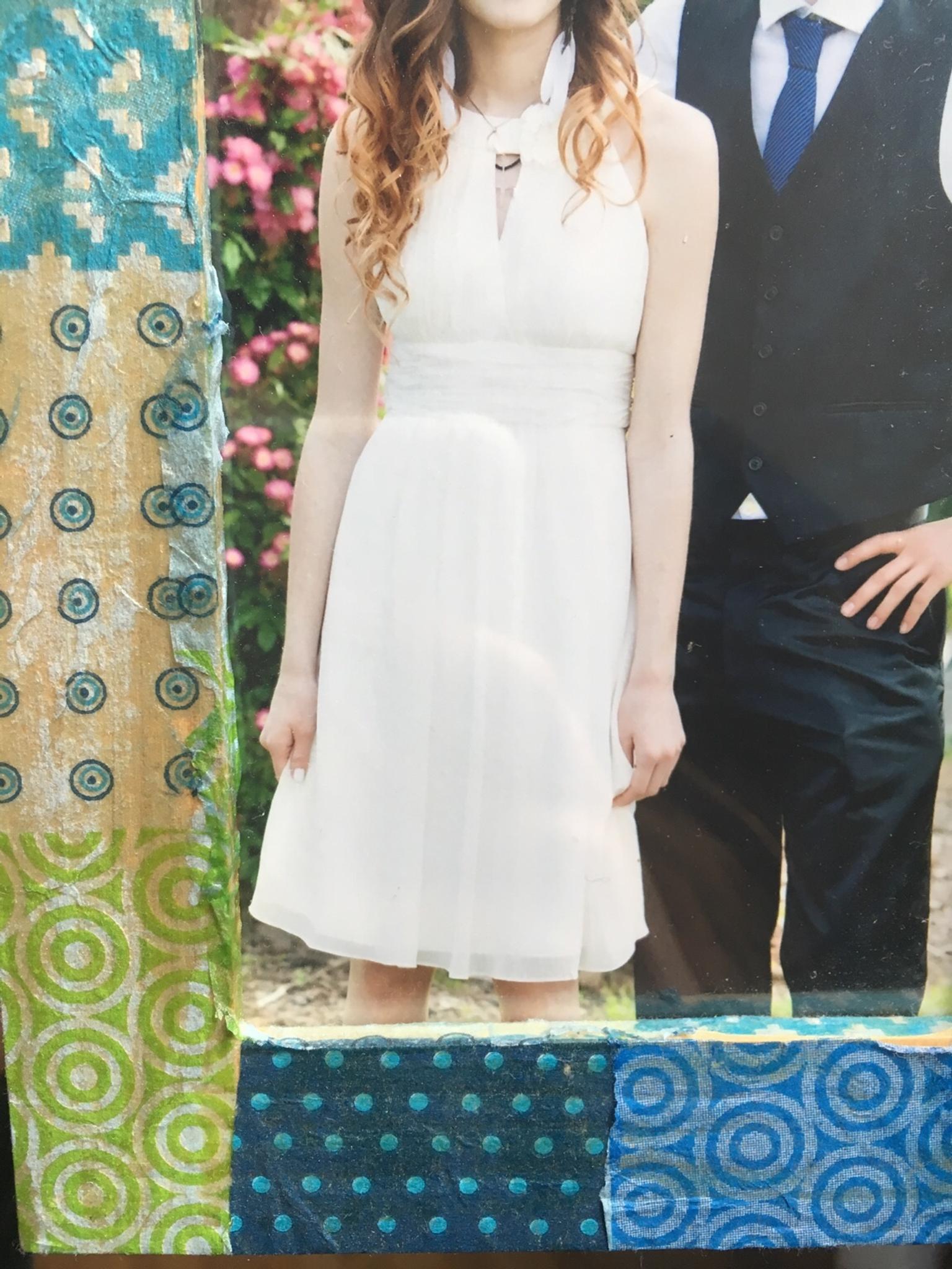 Kleid Von Jake S In 8083 Sankt Stefan Im Rosental For 40 00 For Sale Shpock