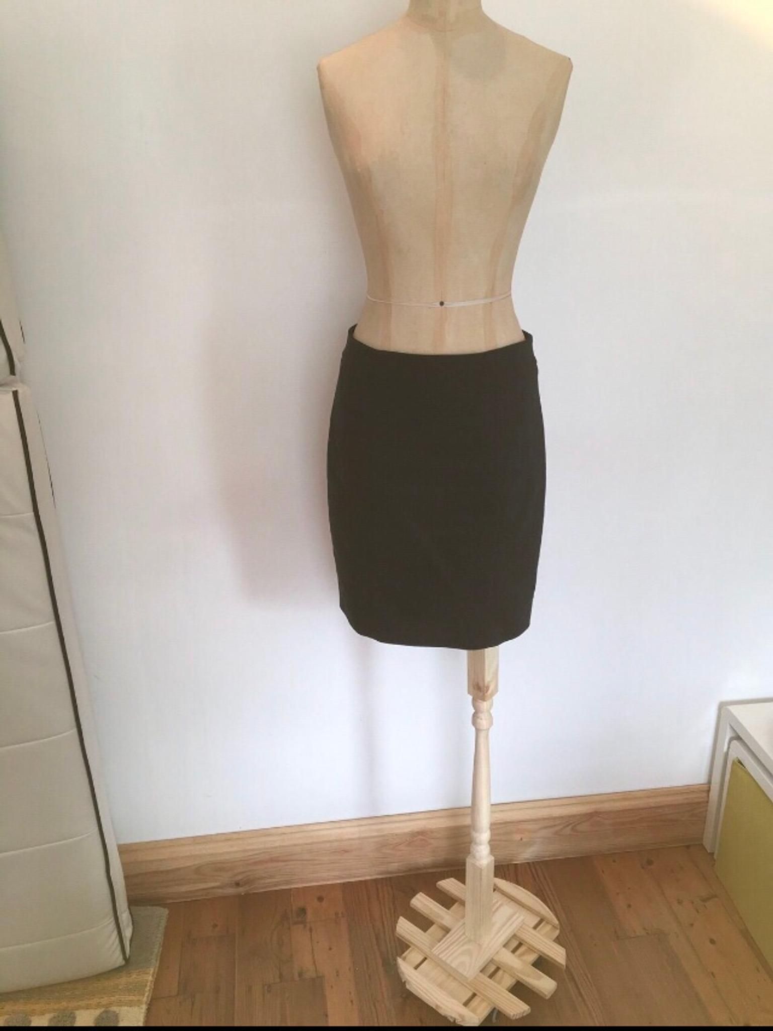 Like Kennett And Lindsell Dress Stand 85 In Br1 Lewisham For 85 00 For Sale Shpock