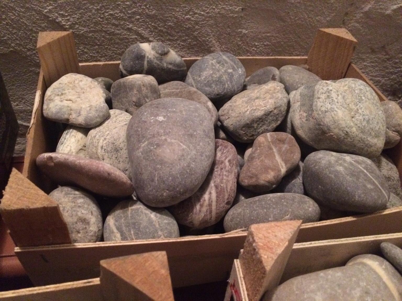 Wir zeigen ihnen, wie originell und elegant stein wirken kann! Deko-Steine groÃ in 04808 Wurzen fÃ¼r 15,00 â¬ zum