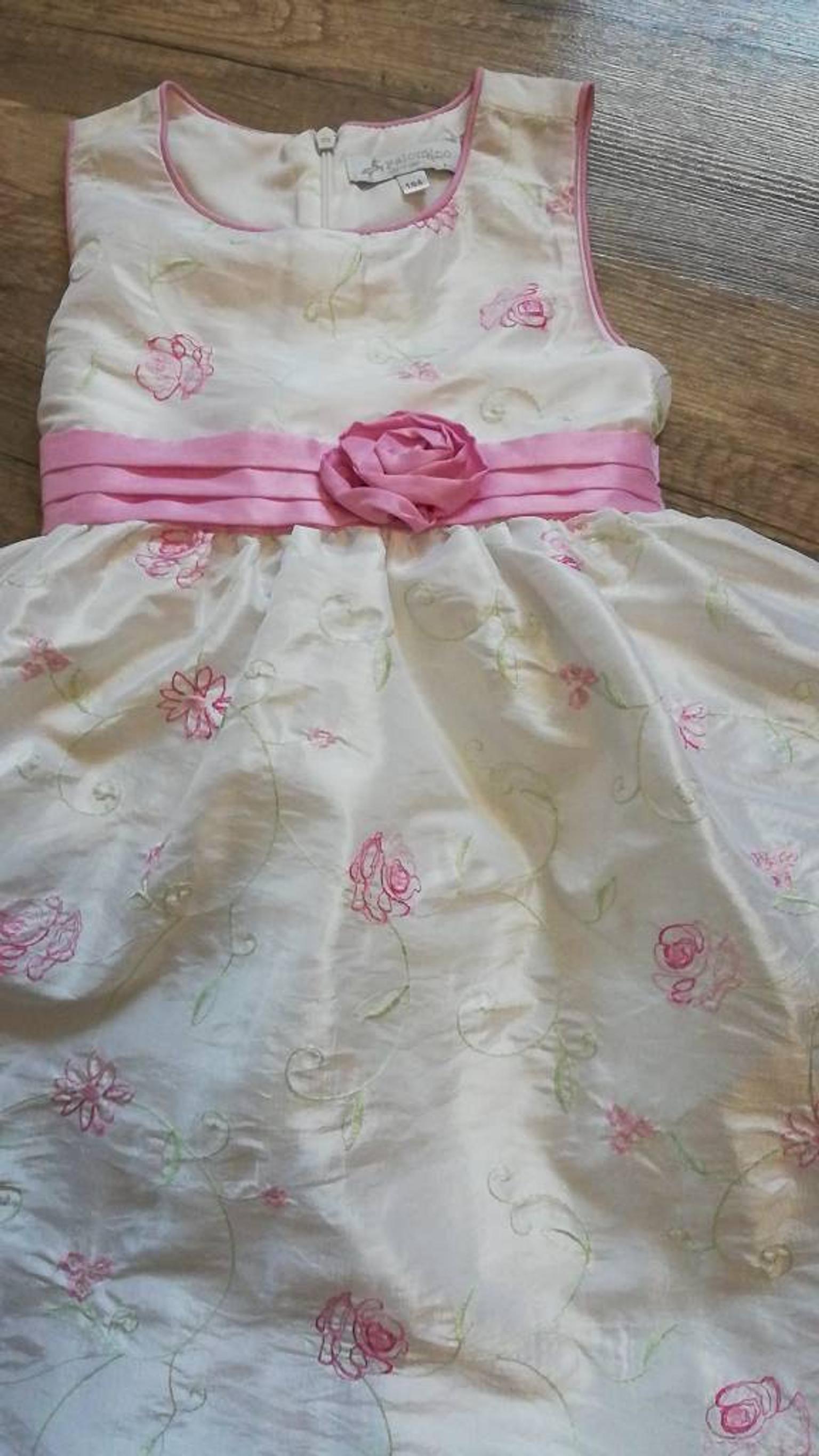 Festliches Kleid Von C A Gr 104 In 99428 Niederzimmern For 12 00 For Sale Shpock