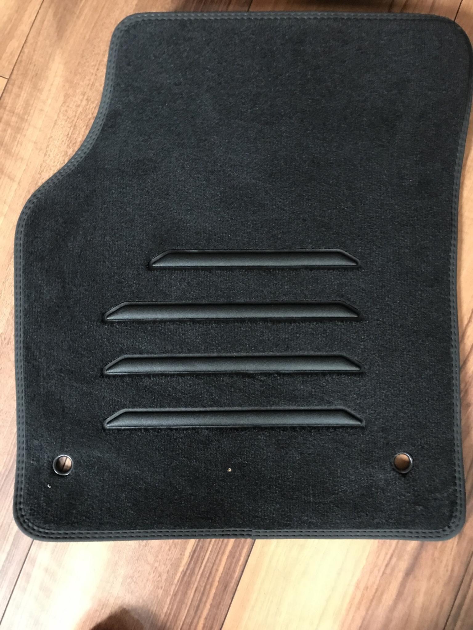 Range Rover Discovery Sport Floor Mats In Pe1 Peterborough