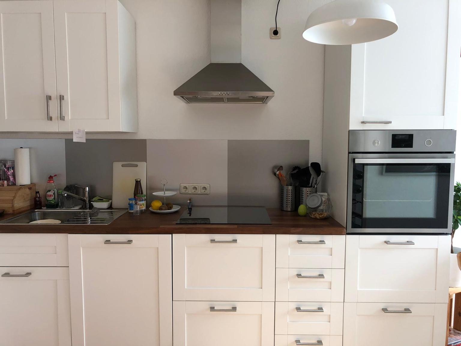 Ikea Metod Kuche In L Form Mit Savedal Front In 60437 Frankfurt Am Main Fur 1 400 00 Zum Verkauf Shpock De