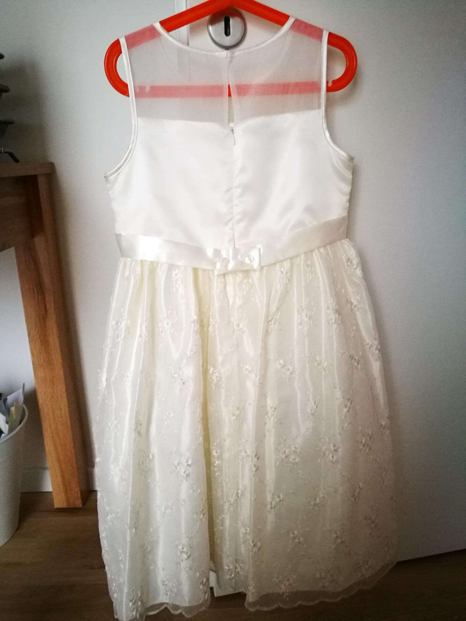 Madchen Festliches Kleid In 1210 Kg Grossjedlersdorf Ii For 20 00 For Sale Shpock