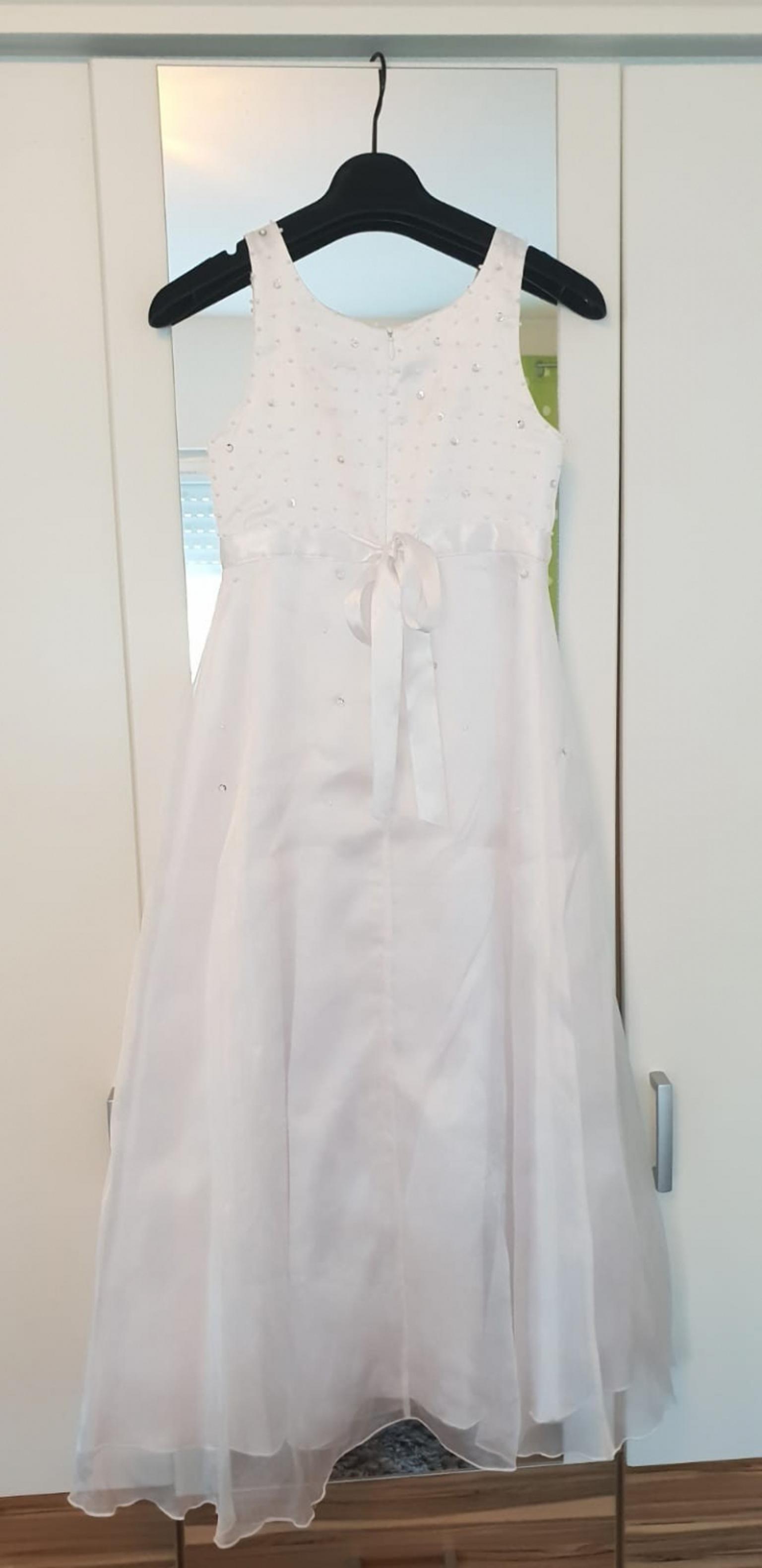 Weisses Kleid Bolero Und Winterjacke In 53721 Siegburg For 70 00 For Sale Shpock