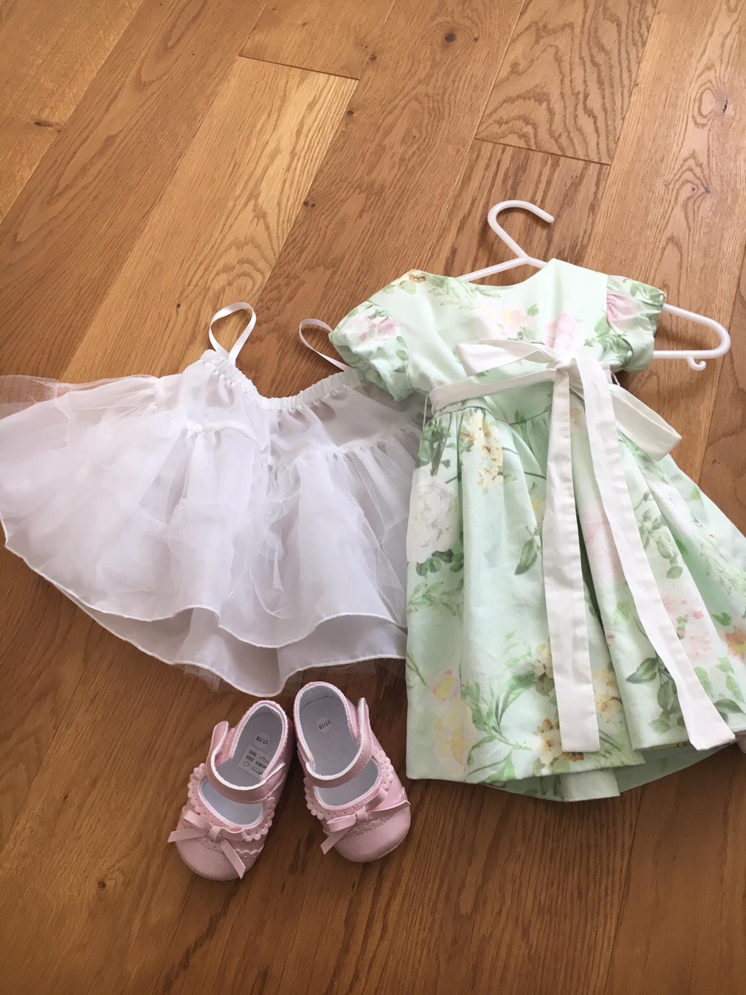 Taufkleid Festliches Kleid In 5310 Tiefgraben For 29 00 For Sale Shpock