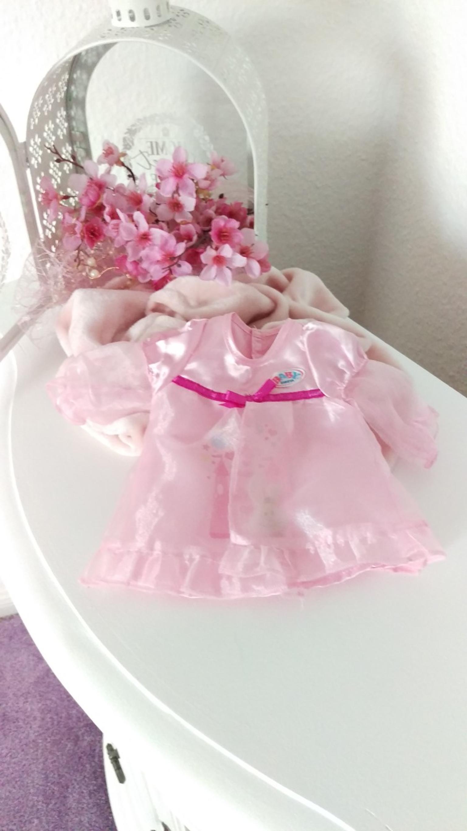 Baby Born Kleid In 13125 Buch For 7 00 For Sale Shpock