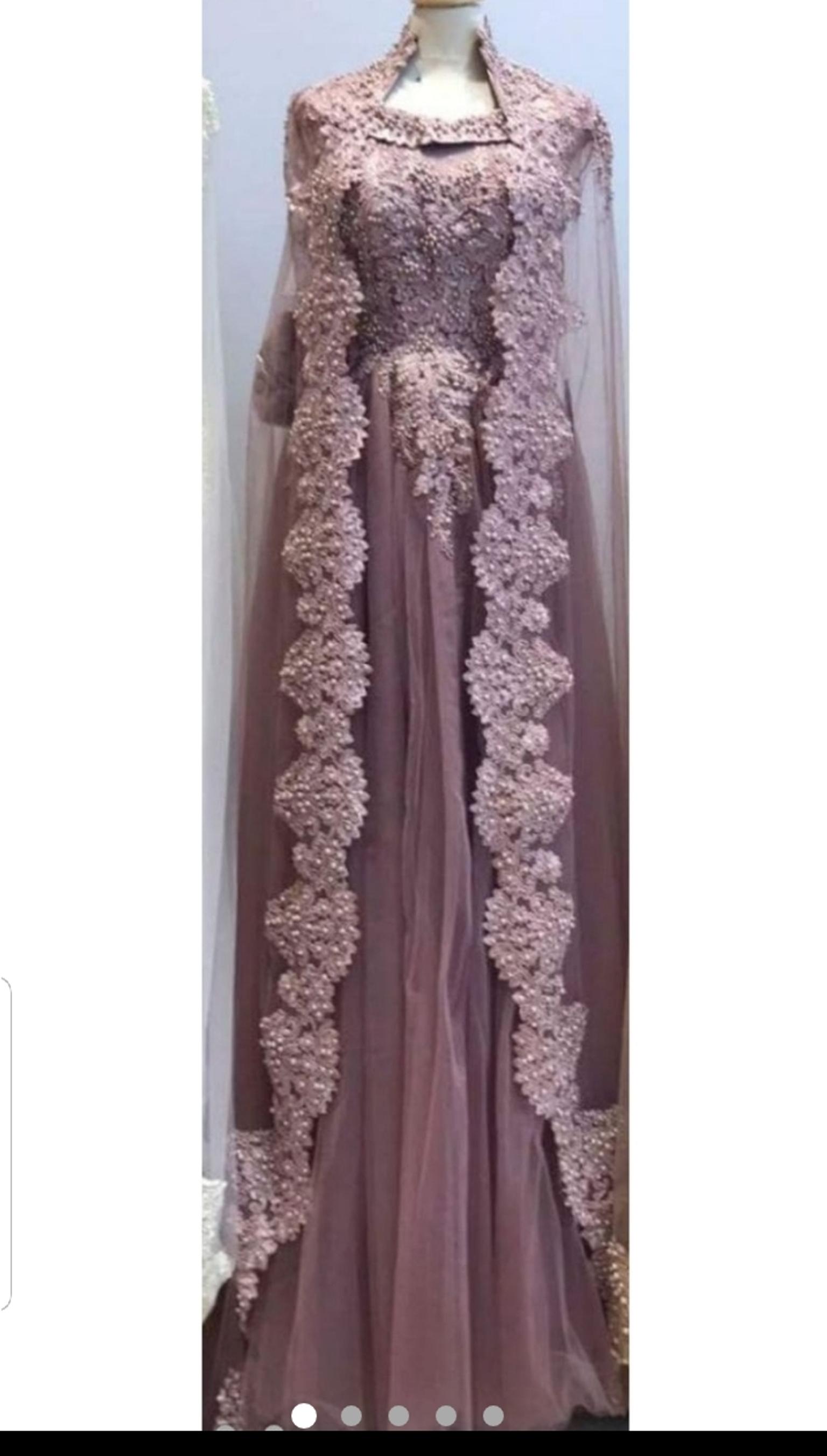 Ballkleid Verlobung Hochzeit Walima Nikah In 38118 Braunschweig Fur 219 00 Zum Verkauf Shpock De