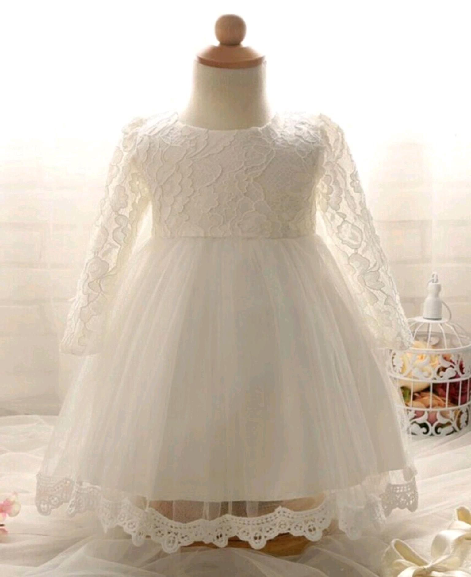 Kinder Taufkleid Gr 80 Neu Taufe Kleid In 74177 Bad Friedrichshall Fur 35 00 Zum Verkauf Shpock De