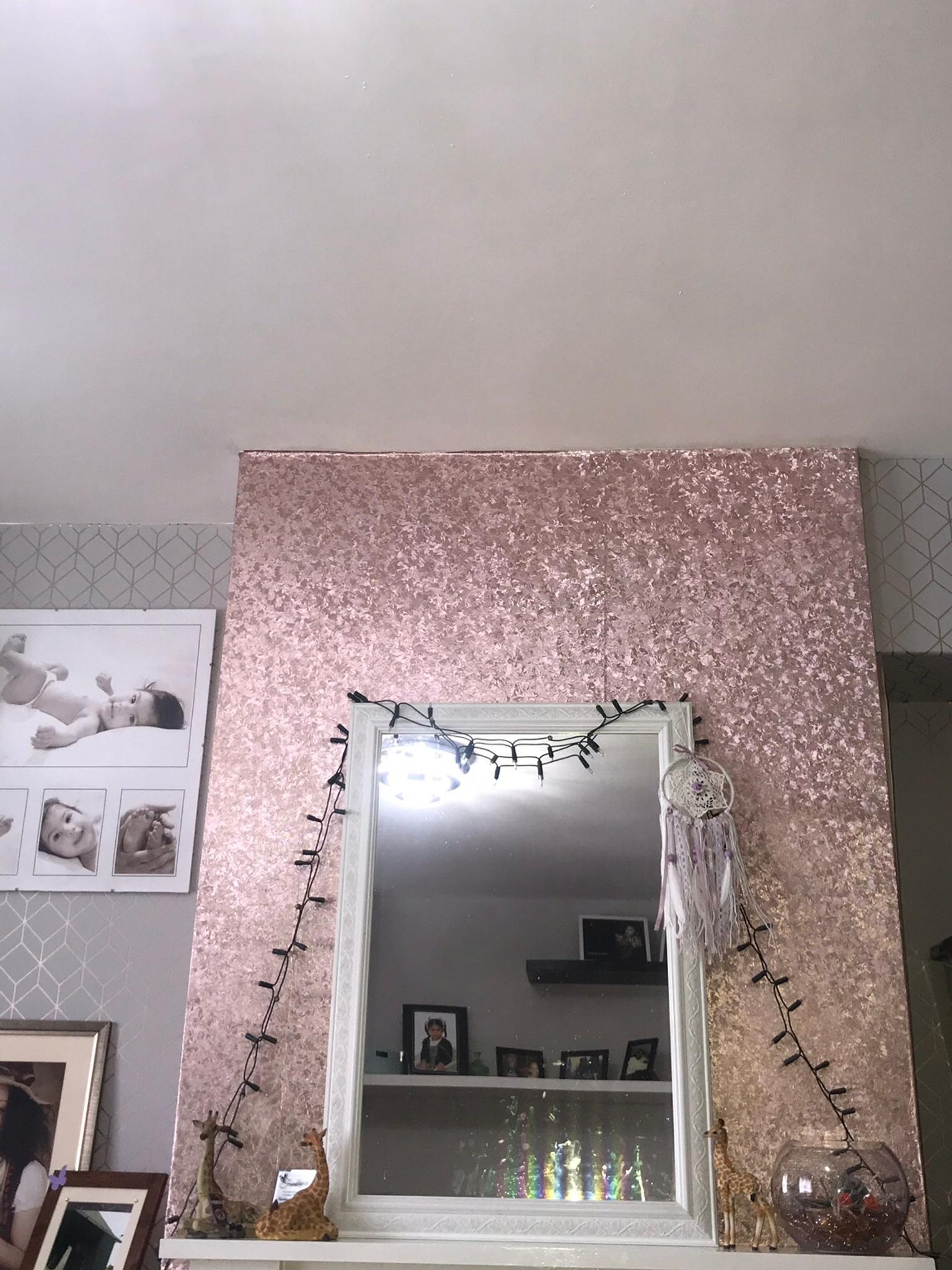 Milan Trail Rose Gold Wallpaper