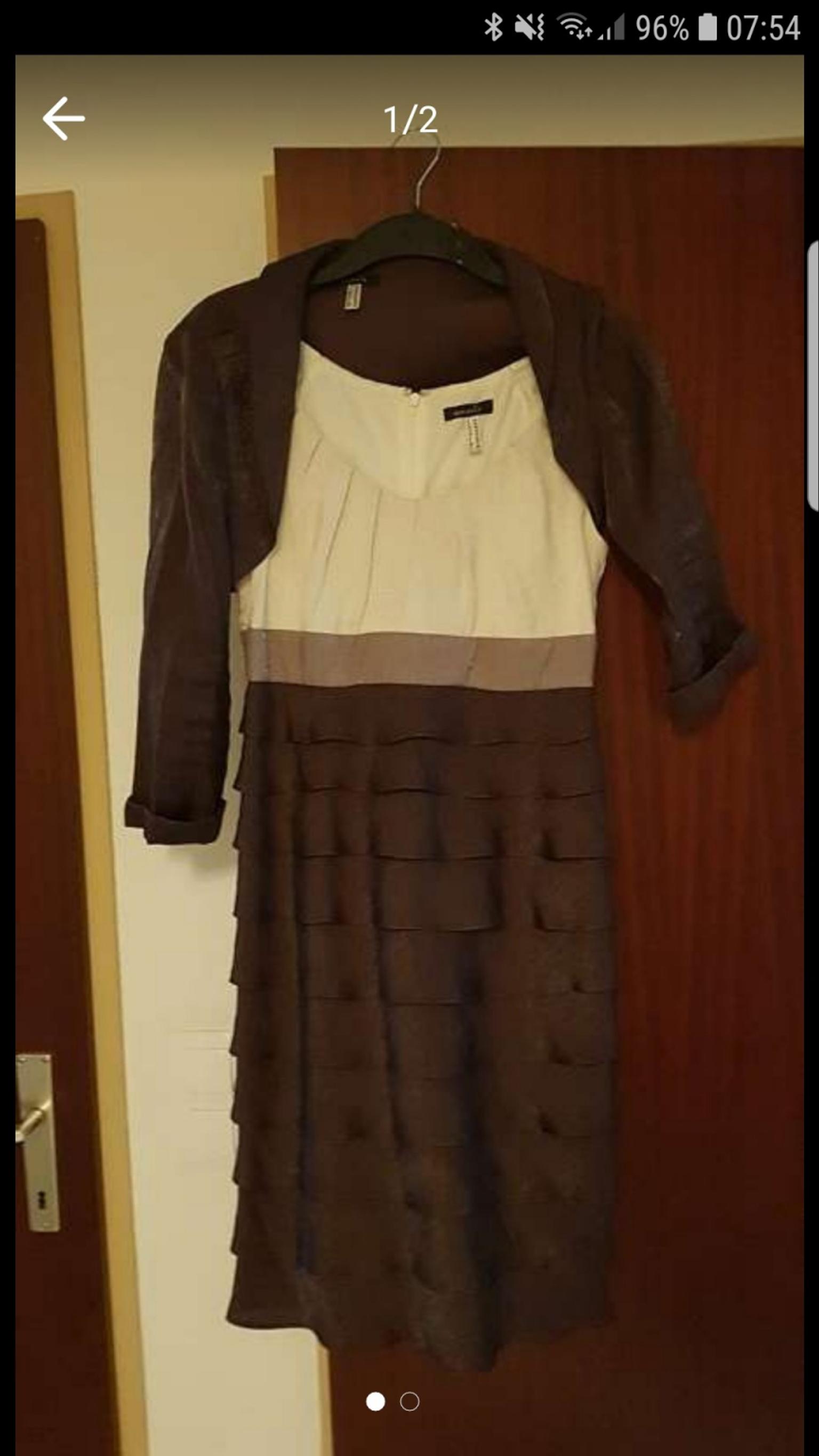 Sehr Schones Kleid Von Peek Und Cloppenburg M In 1010 Wien Fur 40 00 Zum Verkauf Shpock At