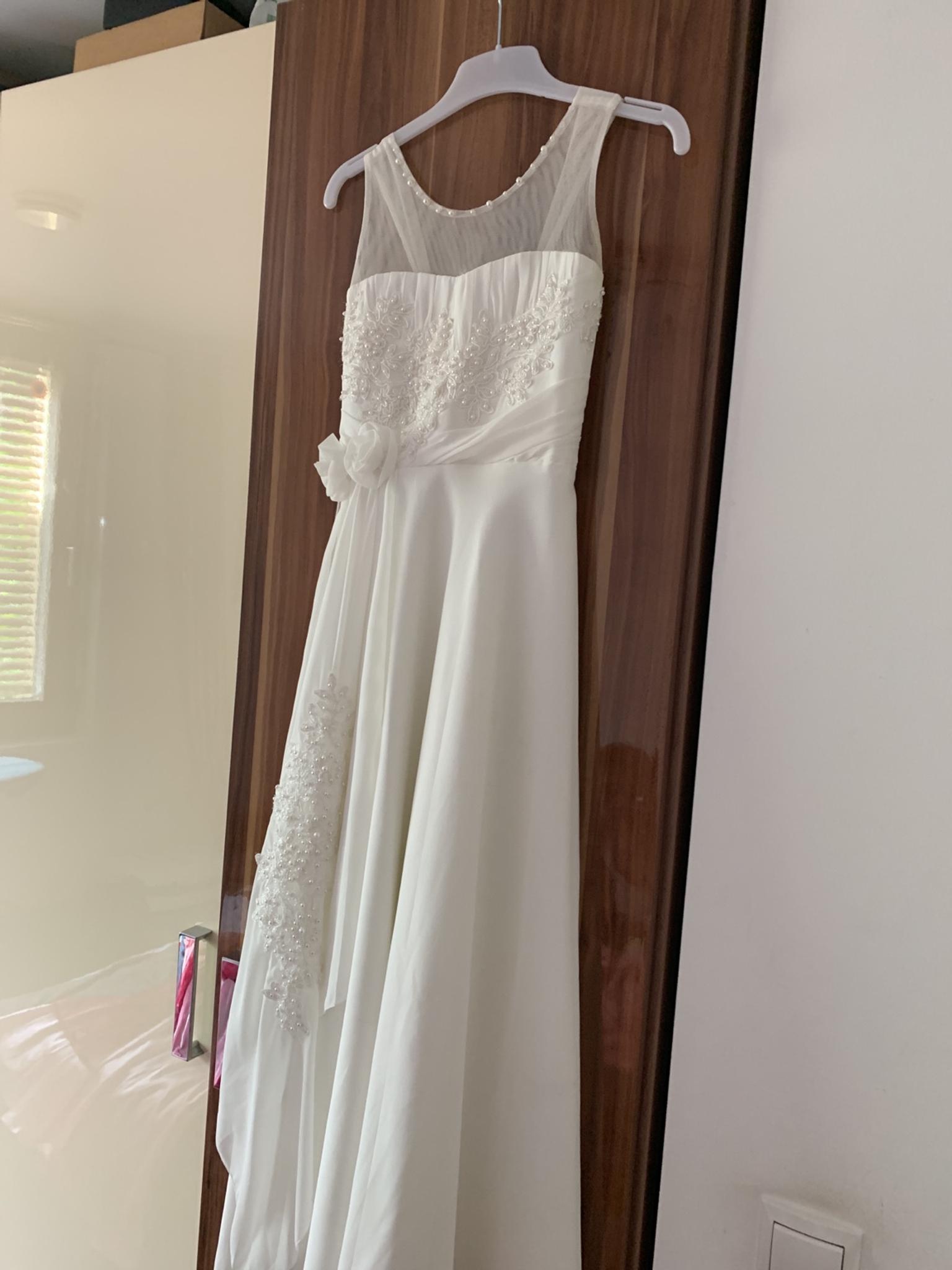 Madchen Kleid In 6850 Dornbirn Fur 50 00 Zum Verkauf Shpock At