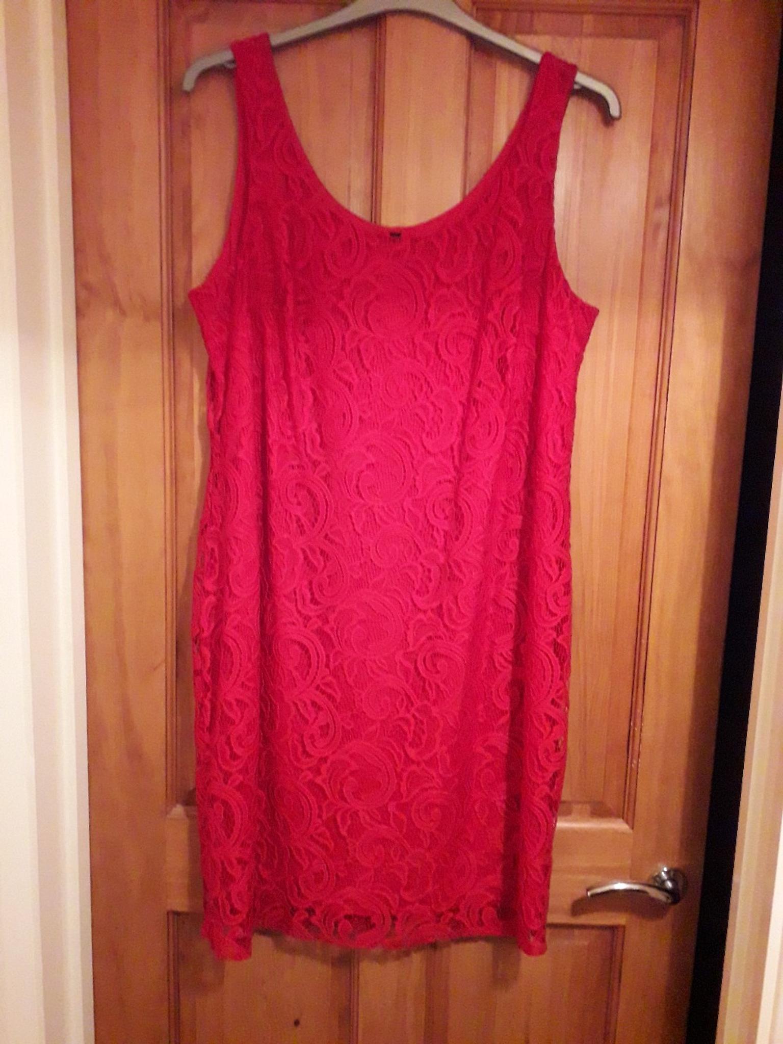 Ladies Red Dress And Red Cardigan In Ss7 Point For 20 00 For Sale Shpock