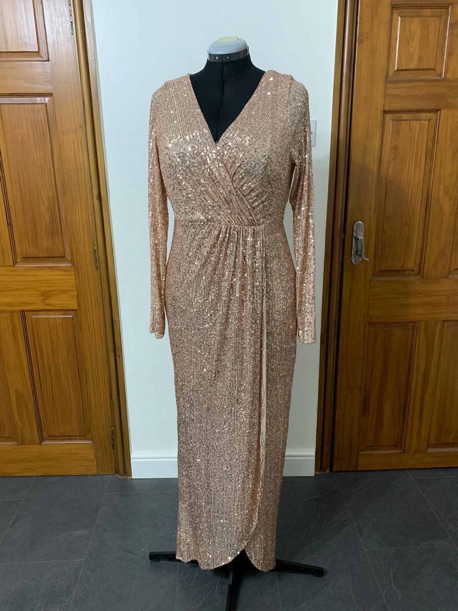 Rose Gold Long Sleeve Wrap Dress In Bd7 Bradford For 20 00 For Sale Shpock