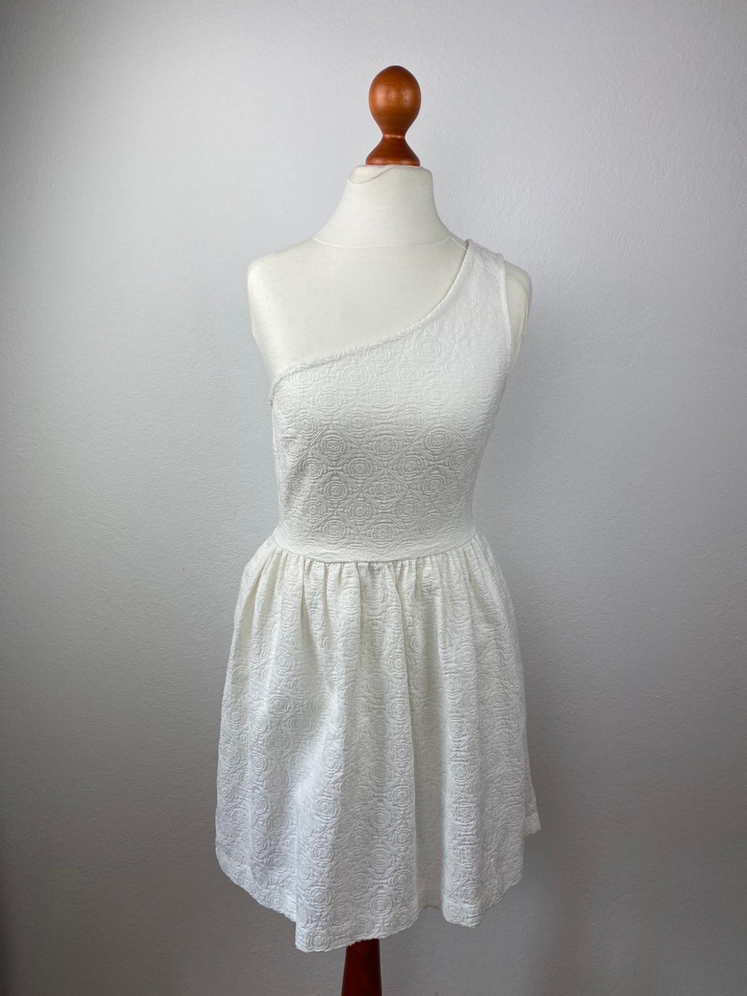 S Sommerliches Kleid In 1190 Kg Heiligenstadt For 15 00 For Sale Shpock