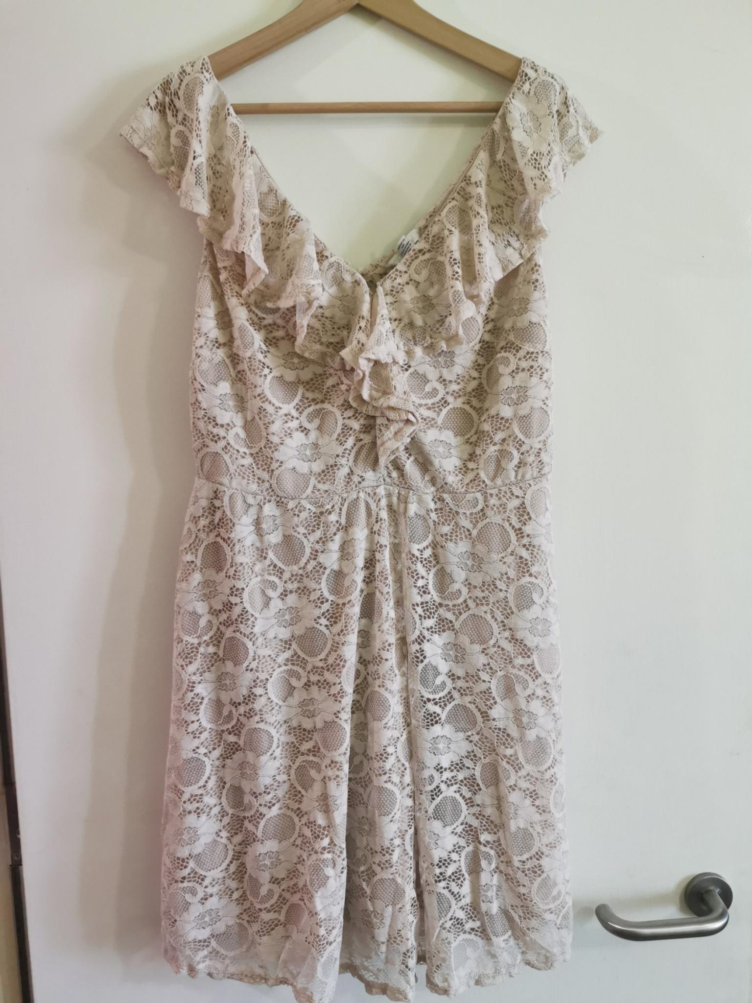 Forever 21 Cream Ruffle Dress In E3 London For 15 00 For Sale Shpock
