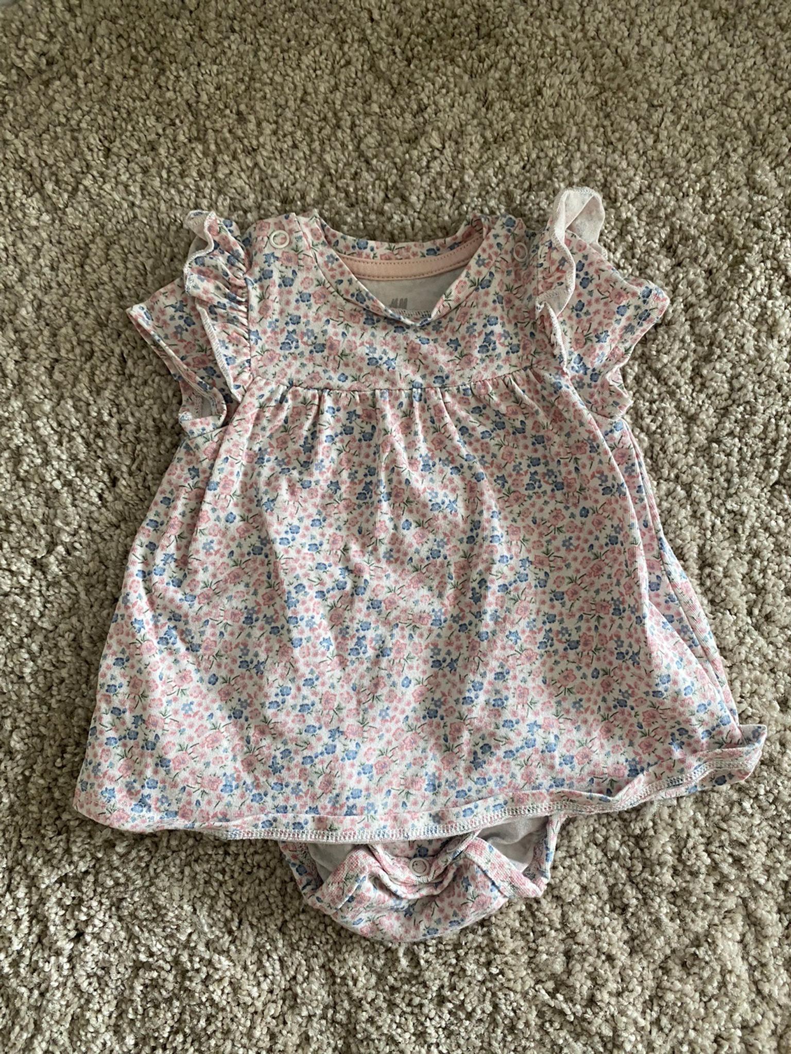 Kleid Grosse 56 In 8600 Bruck An Der Mur Fur 3 00 Zum Verkauf Shpock At