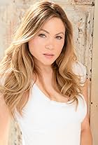 Photo of Jennifer Roa