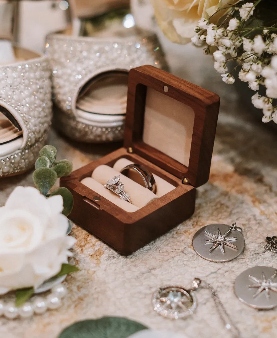 Balmorhea Weddings and Events wedding venue in Magnolia, TX - real wedding photographed by Weddings Unlimited