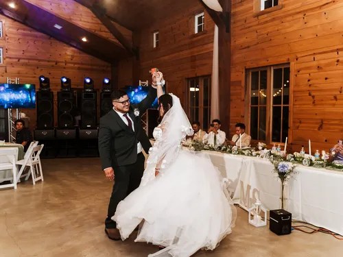 Bella Terra Venue wedding venue exterior, Gunter, TX