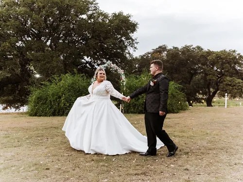 Carriage Hills Ranch wedding venue exterior, Blanco, TX