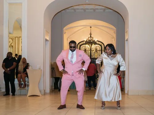 Past wedding at Chateau Nouvelle, Houston, TX