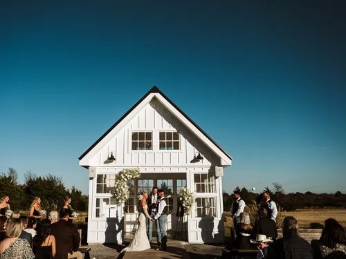 Davis & Grey Farms wedding venue interior, Celeste, TX