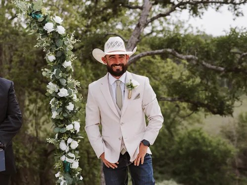 Dos Palomas Ranch wedding venue exterior, Boerne, TX