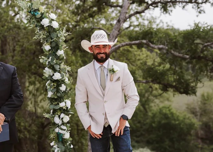 Wedding ceremony at Dos Palomas Ranch, Boerne, TX