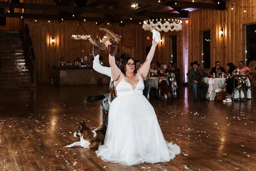 Bouquet toss at the reception at Fountain View Farms, Splendora, TX
