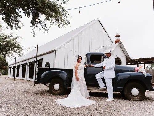 Past wedding at Hochzeit Hall, Spring, TX