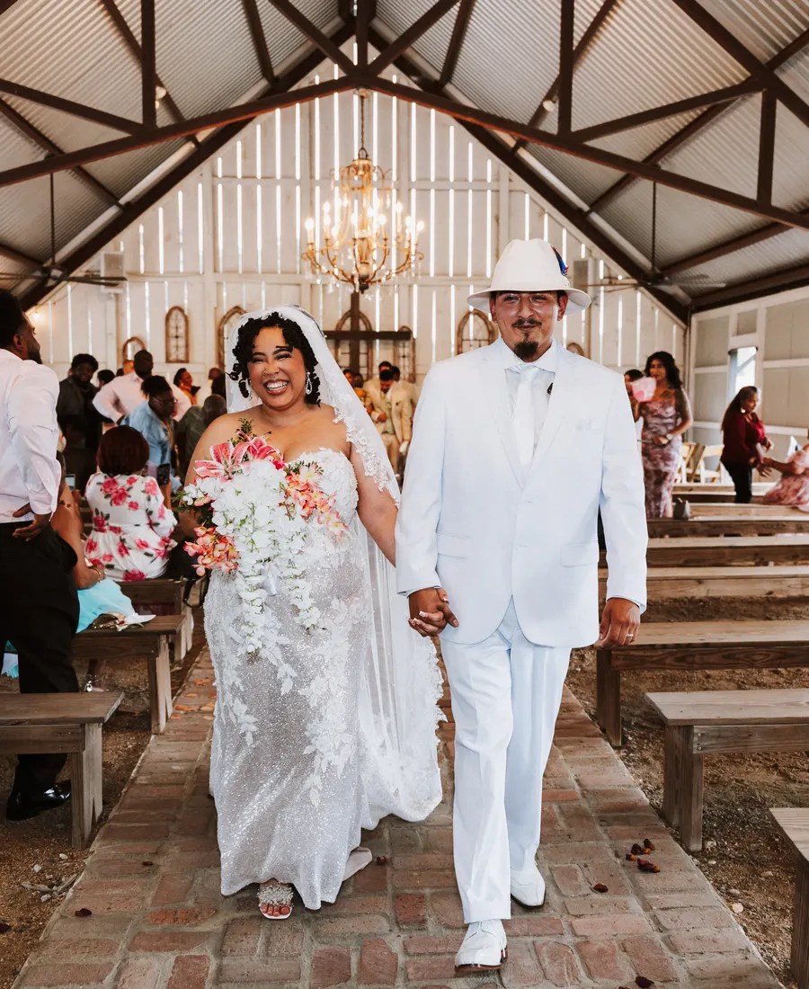 Wedding photography and videography by Weddings Unlimited at Hochzeit Hall