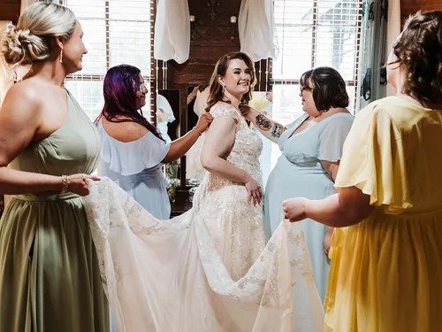 Past wedding at Oak Tree Manor, Spring, TX