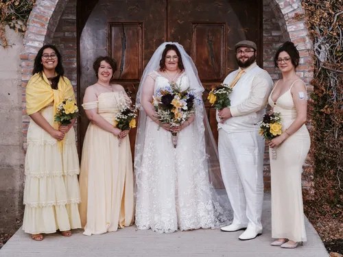 Past wedding at Olde Dobbin Station, Montgomery, TX