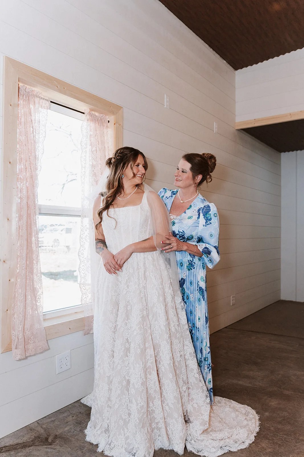 Madi & Ben's wedding party portrait at Painted Lakes Ranch, Bryson, TX