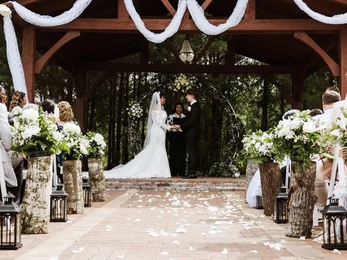 Past wedding at The Pavilion at Vida Bela, Conroe, TX
