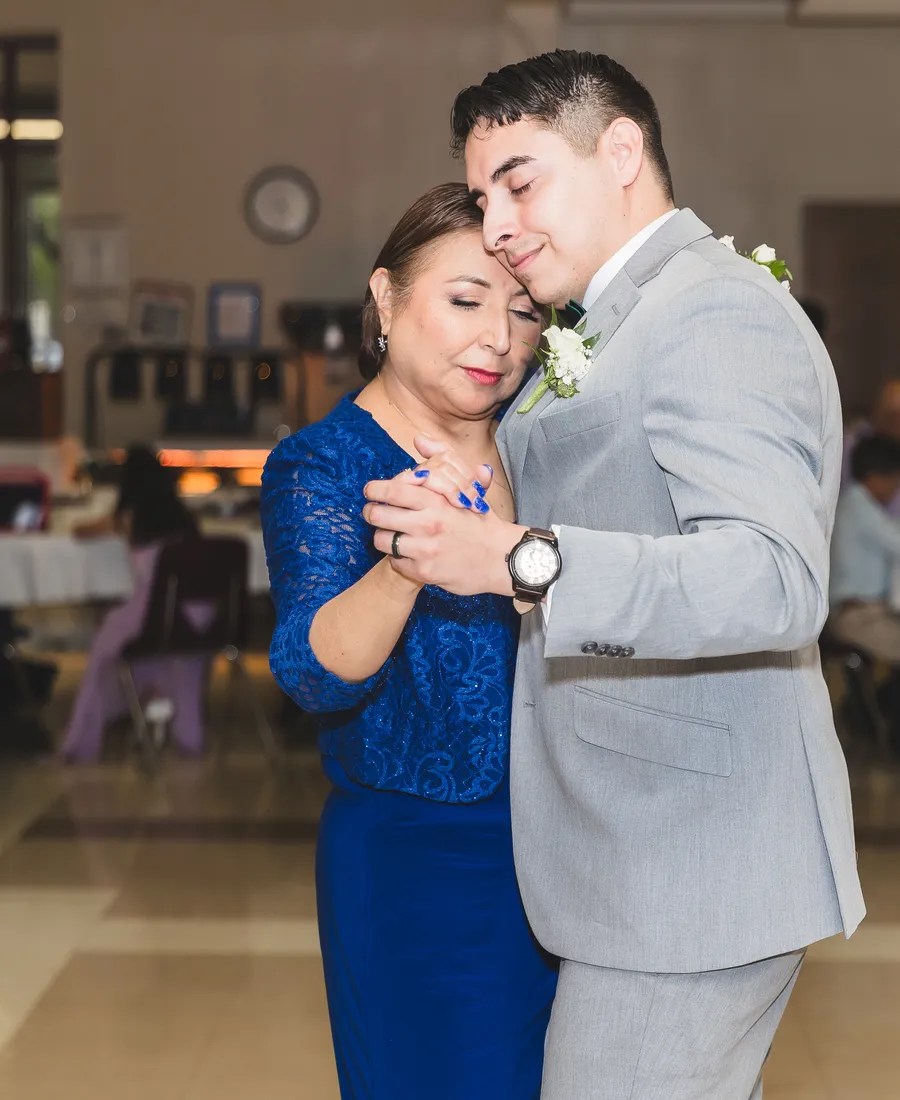 Wedding photography and videography by Weddings Unlimited at St. Laurence Catholic Church
