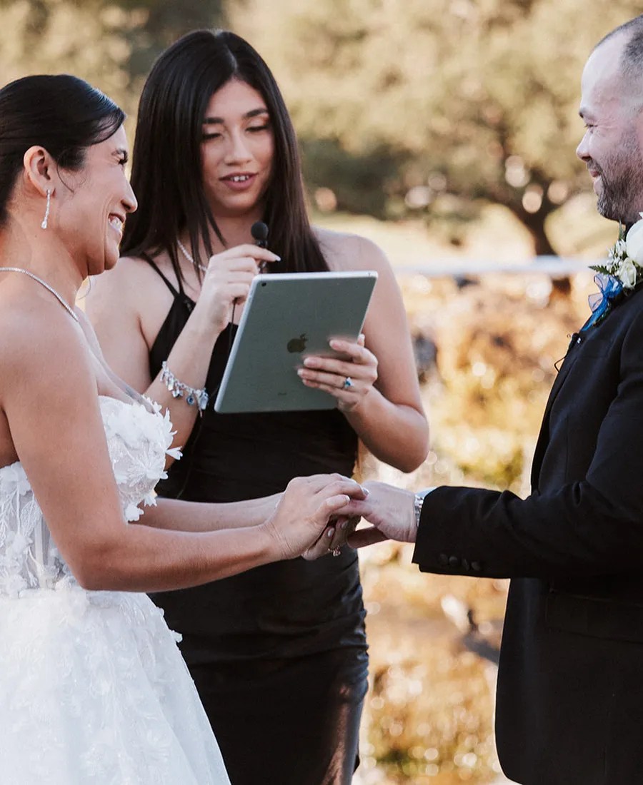 Wedding photography and videography by Weddings Unlimited at Tapatio Springs Hill Country Resort