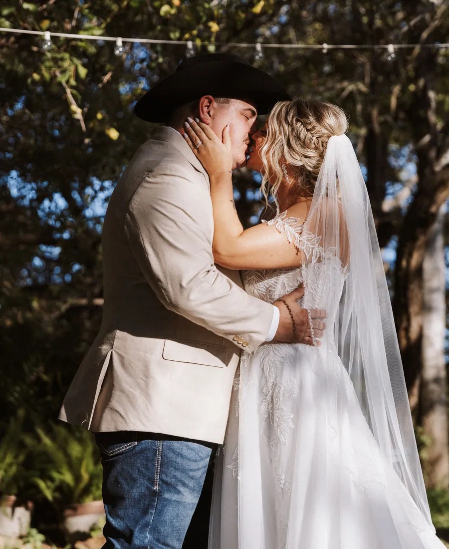 Wedding photography and videography by Weddings Unlimited at Winding Brooks