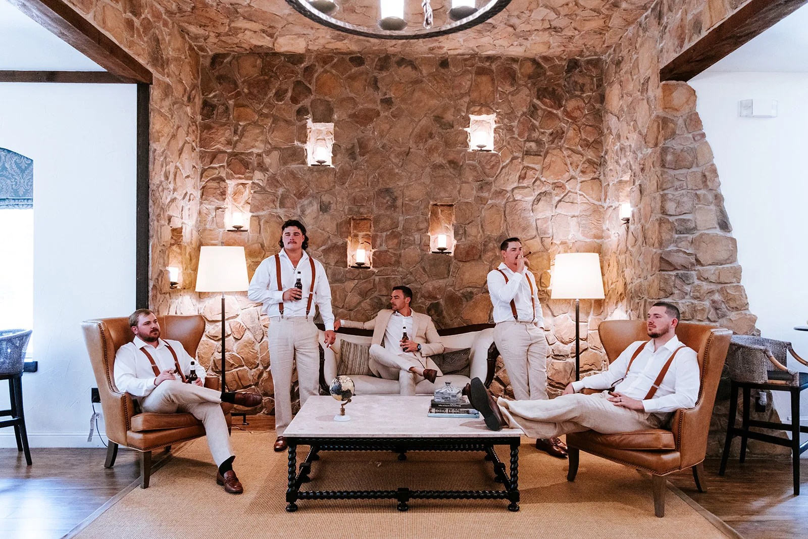 Lounge seating at a wedding at Aristide Mansfield in Mansfield, TX