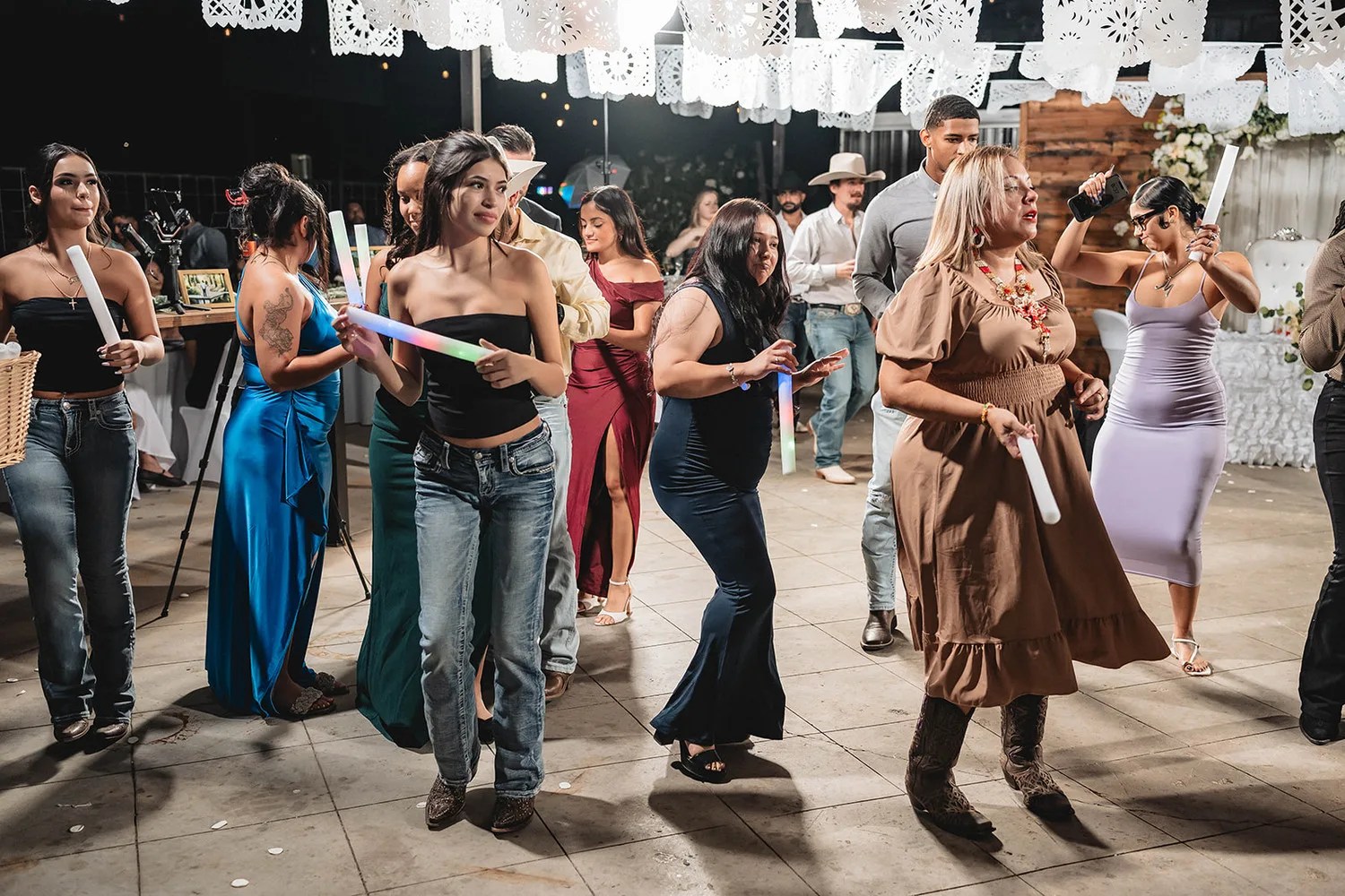 Guests dancing at Parque Estrada in Splendora
