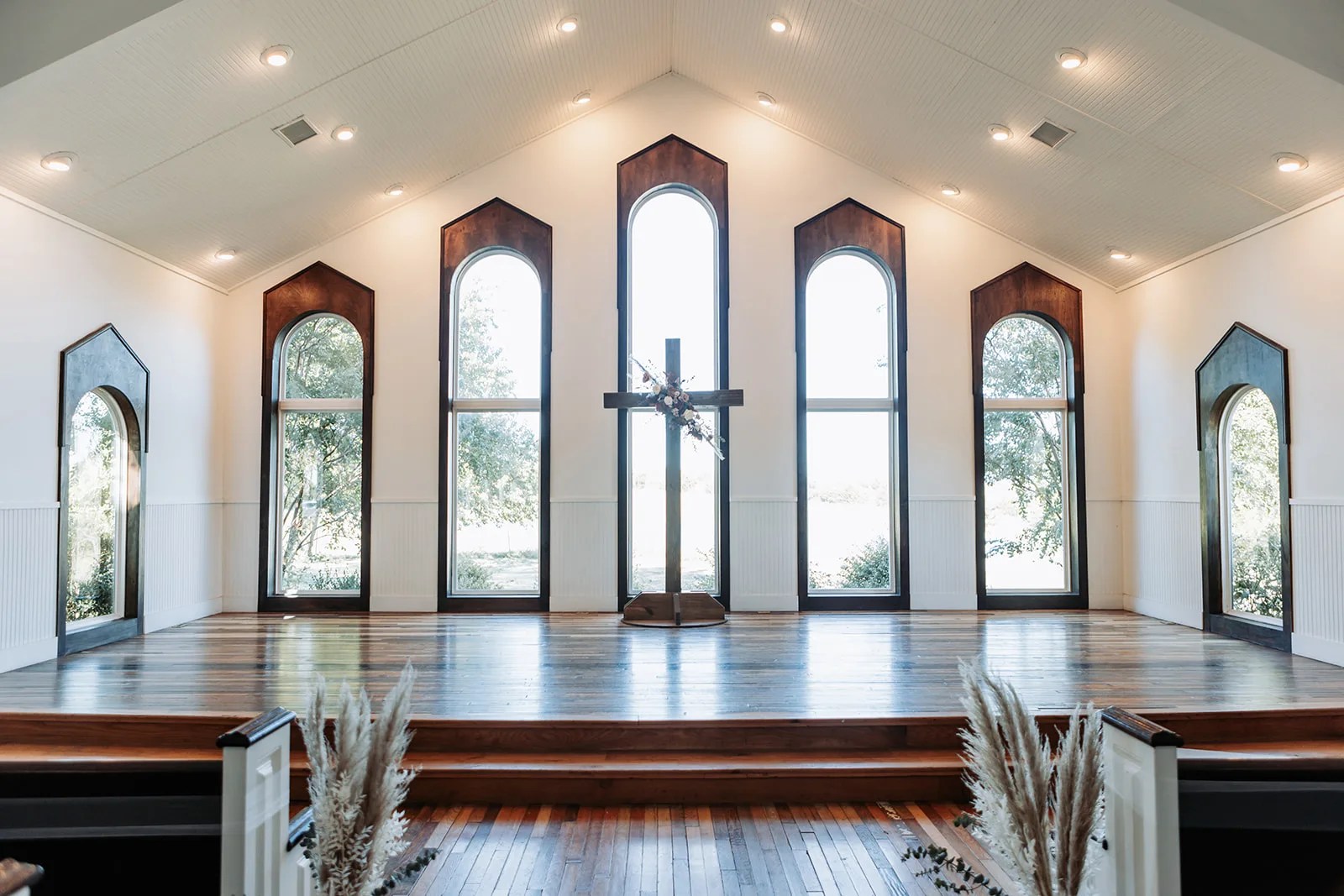Rustic Grace Estate wedding venue in Van Alstyne, TX